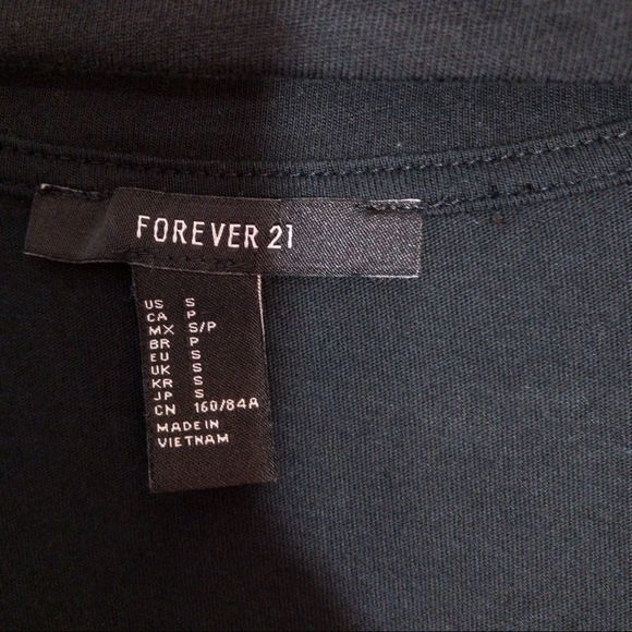 Forever 21 Black Short Sleeve Top With Lacing up the sides Size Small - Picture 2 of 8